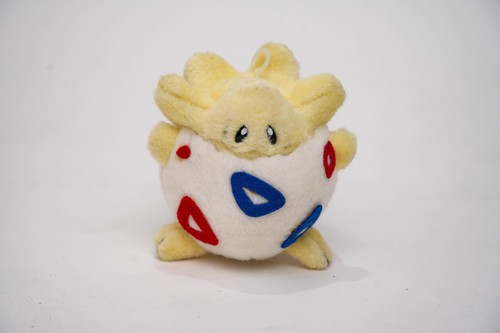Pokemon togepi fuzzy - togepi, 4"