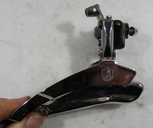 Deragliatore anteriore