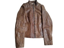 Giacca in pelle donna marrone taglia L ma veste un po' piccolo, presenta piccolo