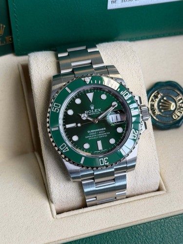 Rolex submariner date - rolex,