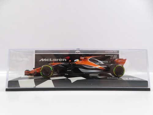 Minichamps 537174314 - 1:43,