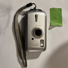 Pentax fotocamera digitale subacquea Optio W10 6,0 megapixel argento testata