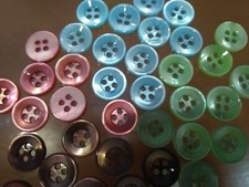 Stock 500 bottoni in