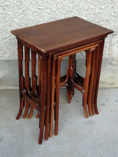 Nesting table tables - nesting, 4