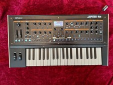 Sintetizzatore ROLAND