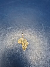 Ciondolo mappa Africa in oro