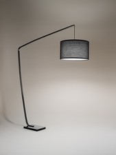 Zoe piantana design ad arco
