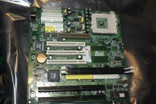 socket 370 AT scheda madre VIA