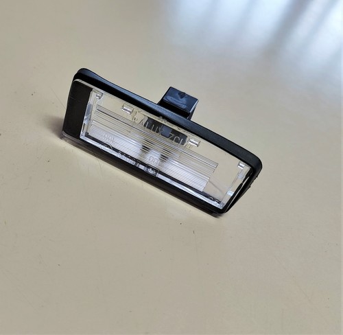 Fanalino luce targa fiat - fanalino,