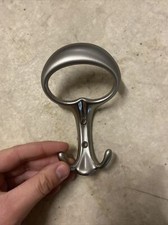 2 PEZZI appendiabiti Nichel