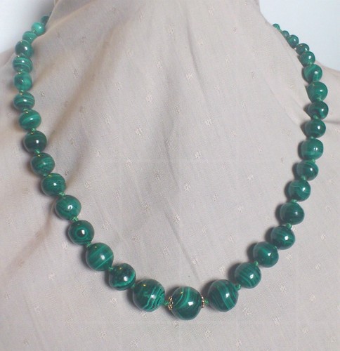 Collana sfere malachite