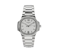 Patek Philippe - Nautilus -