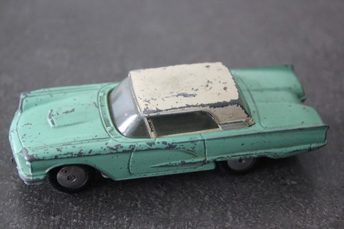 Corgi toys ford thunderbird - ford,