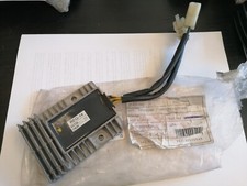 Regolatore Di Tensione originale Kymco per Downtown 125/ 250/300 People Gti 125