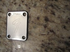 1972 Fender USA piastra