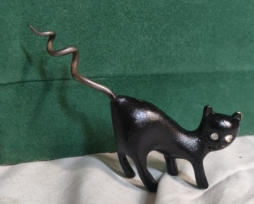 Cavatappi forma gatto - a, di