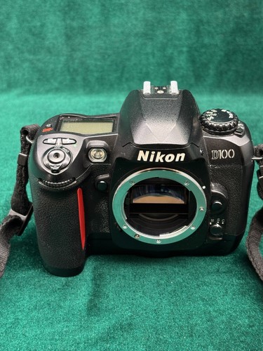 Solo corpo fotocamera nikon - corpo,