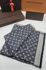 Louis Vuitton Chale - Monogram