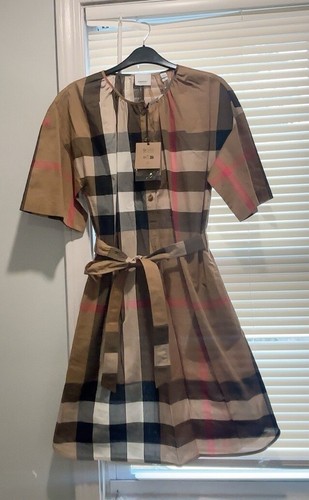 Nuovo abito burberry - nuovo,