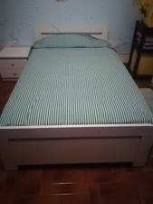 Letto 3/4 completo di rete metallica , coprirete, materasso e biancheria