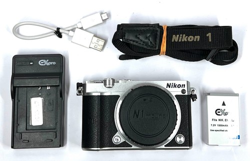 Fotocamera nikon argento - nikon,