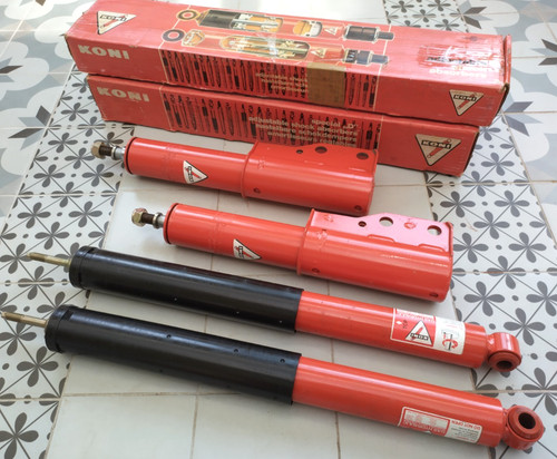 Kit ammortizzatori regolabili