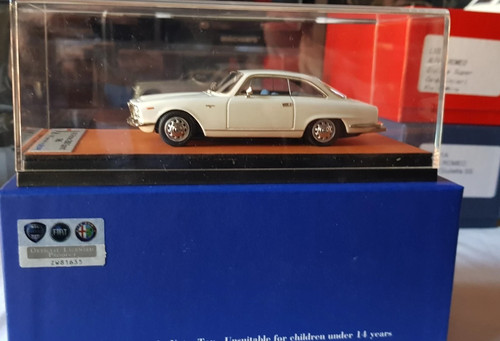 Alfa romeo 2600 - alfa,