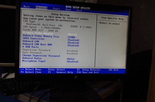 Monitor lcd d22w13 tft - lcd,