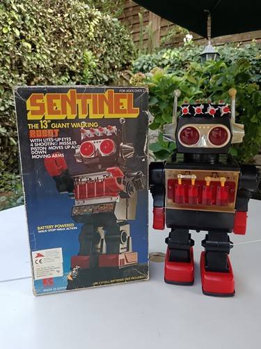 Sentinel giant walking - sentinel,