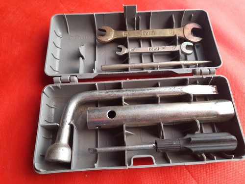 Trousse attrezzi fiat 124 - attrezzi,