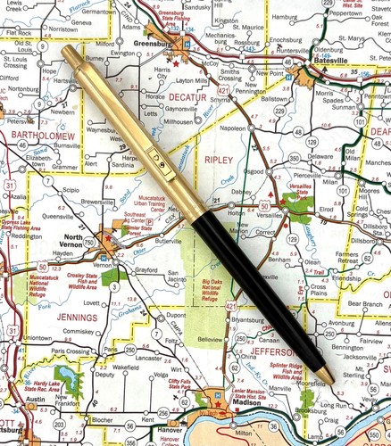 Papermate black and gold - black,