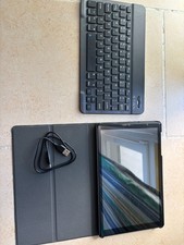 Tablet usato Facetel, dimensioni 10 pollici con tastiera