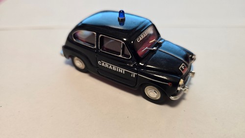 Fiat 600 carabinieri italia - d,