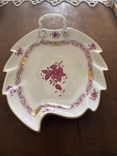 Herend Foglia Porcellana Numerata  23 X 20 Cms Circa Rosa