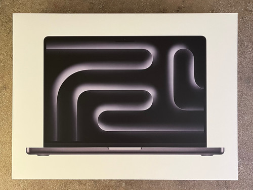 Macbook pro 16gb - pro, 14”