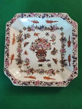 Piatto cinese in porcellana