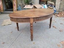 Tavolo  ovale gambe tornite