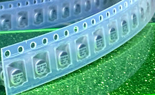 10x Samwha 4,7uF 25V Condensatori Elettrolitici SMD ±20% Ø4x5,3mm ( 10 pezzi )