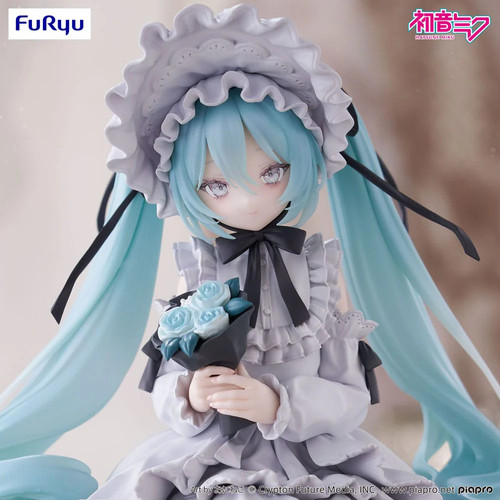 Hatsune miku figure vintage - hatsune,