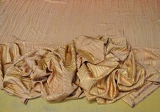 Tessuto a metraggio raso