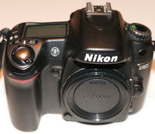 FOTOCAMERA DIGITALE REFLEX