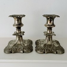 Coppia di candelabri