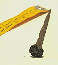 Vecchio chiodo da fucina