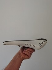 Sella Fizik Fi’zi:k