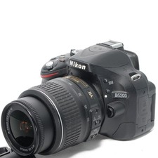 Nikon D5200 862019