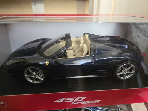 Hot wheels ferrari - 1/18, 458