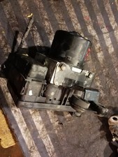 1J0698117D Pompa ABS  AUDI A3 (8L) 1.9 TDI cat (81Kw) Ber. 3p/d/1896cc ae861b