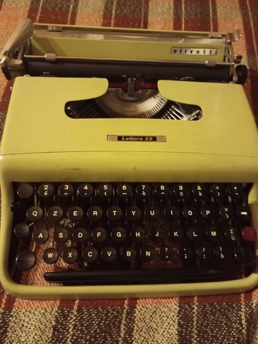 Vendo macchina scrivere - macchina, da