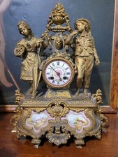 Orologio da tavolo metallo dorato e porcellana .Fine '800 Francia