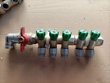 COLLETTORE 5 VIE 3/4 CON RUBINETTI VITONE X SANITARI